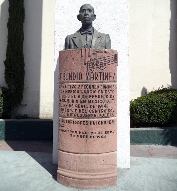 Monumento a Abundio Martínez