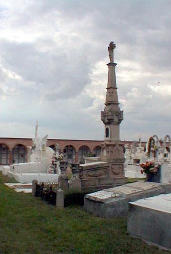 Tumba Ana Josefa Cordova