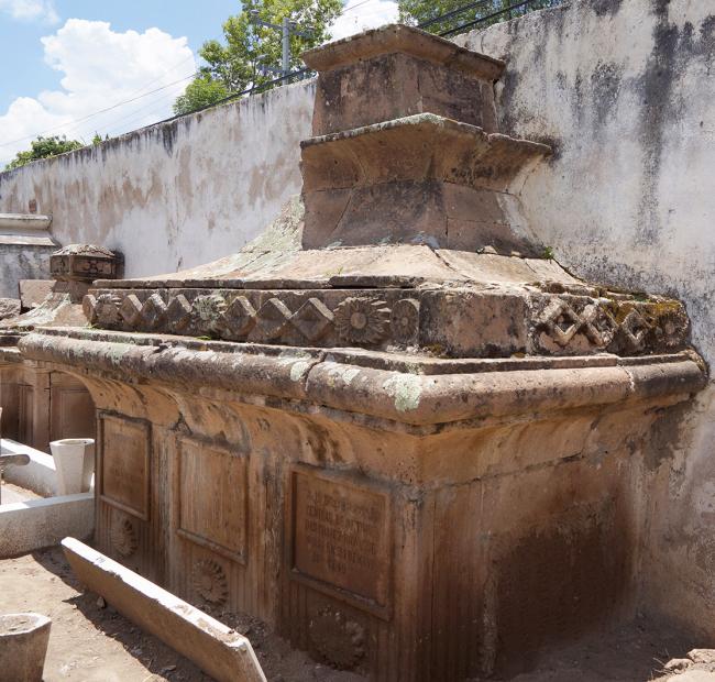 Sepulcro de la familia Chávez Nava