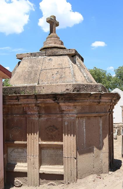 Sepulcro de la familia Otañez