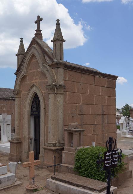 Sepulcro de la familia Uribe