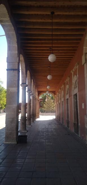 Los Portales