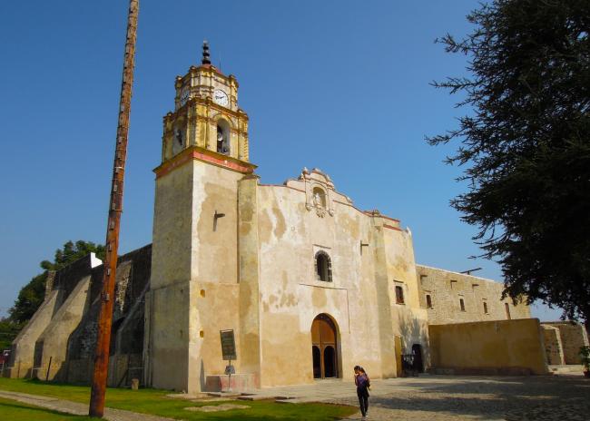 Templo y Ex Convento de San Juan Bautista (Tetela del Volcán)