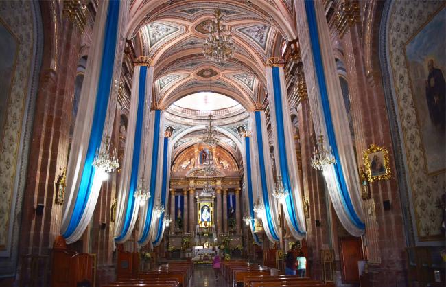 Interior de la Parroquia de Nuestra Señora de la Luz