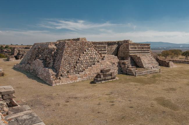 Plazuelas