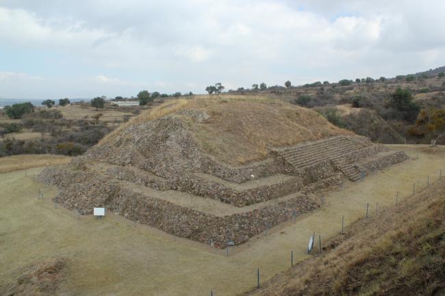 Los Cerritos de San Cristóbal Tepatlaxco