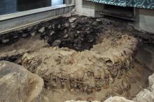 Ventana arqueológica Huei Tzompantli